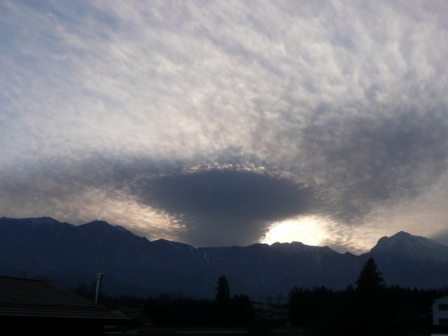 1月3日：鳳凰三山にかかった雲　１