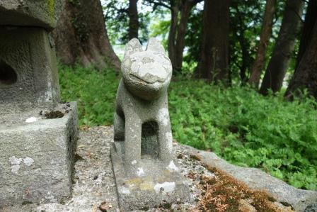 武田神社　信玄公の散歩道で出会った狛犬