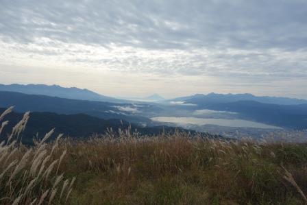 8:54　高ボッチ山より　八ヶ岳連峰　富士山　南アルプス連峰　諏訪湖