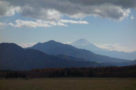 11:14　”富士山とせせらぎの小径”の展望台より