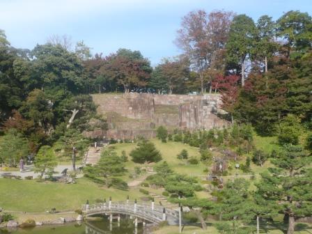 金沢城　玉泉院丸庭園　石垣が素晴らしい
