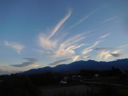 昨夕、南アルプスにかかる雲