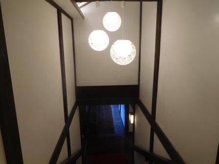 階段の吊り照明