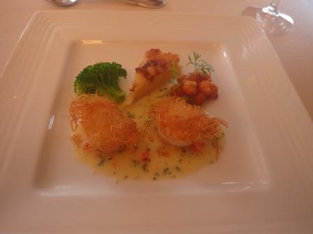 メイン　上さんの頼んだホタテのポワレ