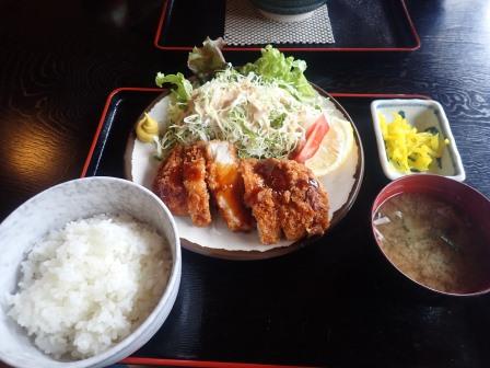 昼食、月待の湯、好物のロースとんかつ定食