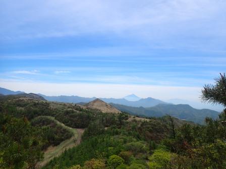 10:40　飯盛山と富士山