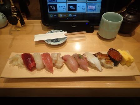 日本時間　23日(日）20:18　夕食　羽田国際空港　ありそ鮨