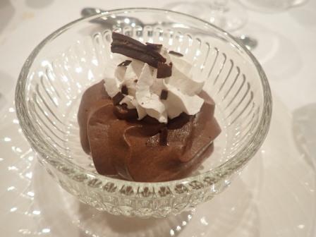 20:06　デザート　チョコレートムース