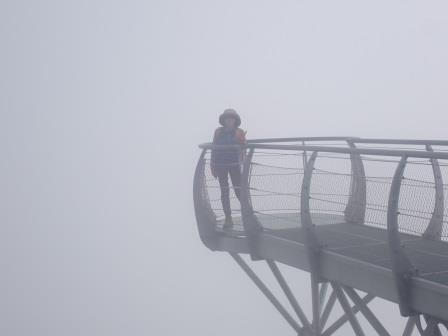 15:00　逆側の展望は雲の中