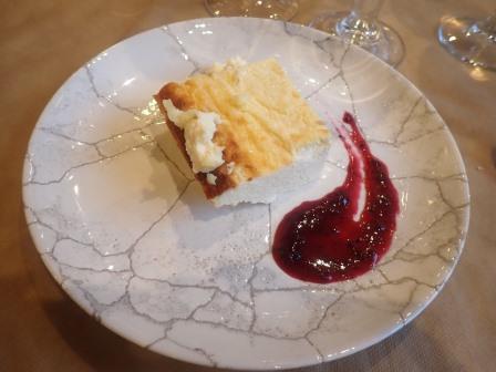 21:13　デザート