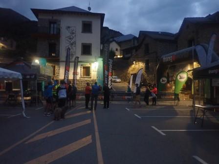 6:10　6時にウルトラマラソンはスタートしたが、雷雨のため1時間程で中止になったようだ