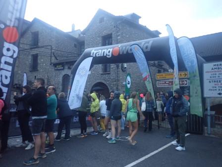 7:01　今日のウルトラマラソンのスタートは朝７時のようだった