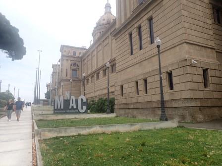 15:18　モンジュイックの森にあるカタルーニャ国立美術館