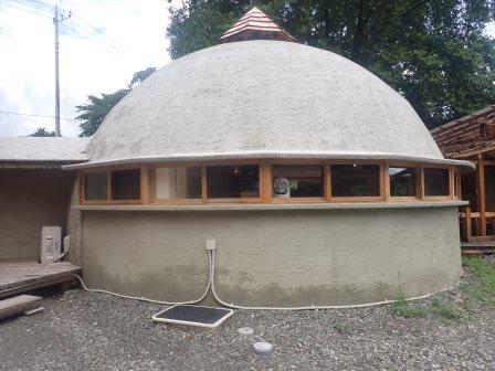 昼食　最近オープンした工務店素朴屋運営のベトナム家庭料理店「直」