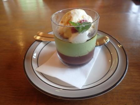 追加でシェアして食べた抹茶のパンナコッタ