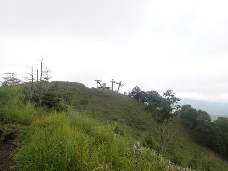 10:22　西峰にあるリフト頂上駅