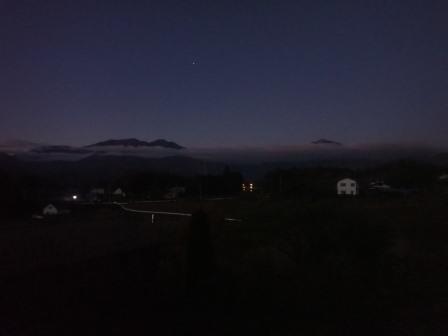 19日（火）　5:49　明けの明星