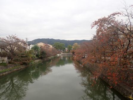 14:45　疎水と東山