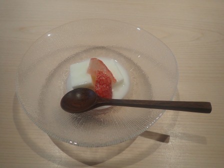 苺と杏仁豆腐