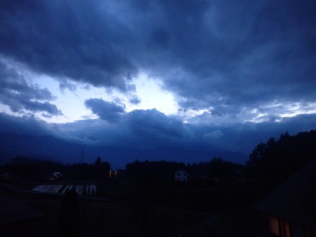 3月2日（日）夕暮れ　南アルプス方面の西の空