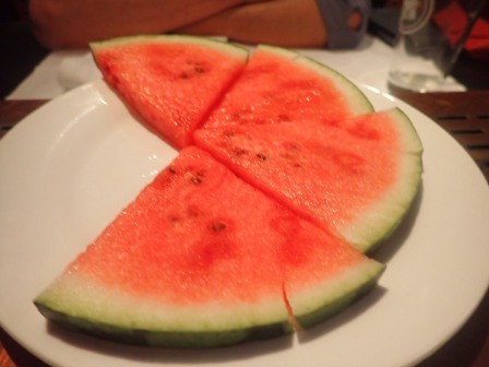 18:36　最後に口直しのスイカが出て来た	
	 title=