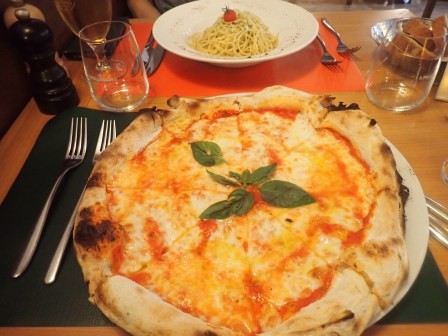 18:33　ペペロンチーノとマルゲリータ