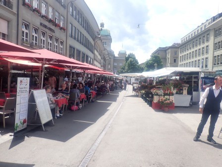 12:42　ベーレン広場かな・・・