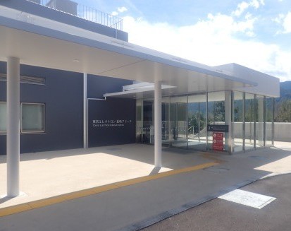 9月1日に開館した韮崎中央体育館の玄関