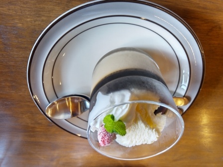 追加で注文したふわふわプリン