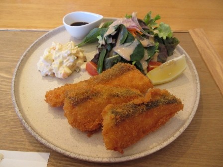 メイン　上さんの頼んだ銀鮭のフライ