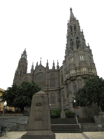 16:05　バウティスタ教会　外観