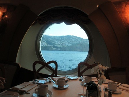 8:10　今日の朝食は5階のアラカルト・レストランでいただく