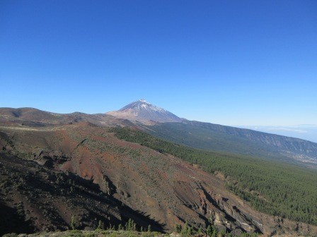 10:22　テイデ国立公園　スペイン最高峰テイデ山3718ｍ
