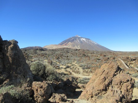 11:08　溶岩台地とテイデ山