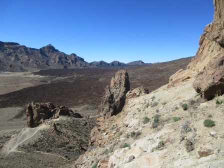 12:47　荒野を行く