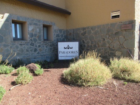 13:00　パラドールにて昼食、パラドールはスペイン国立のホテルのようだ
