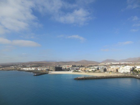 9:43　船より、対岸の砂浜