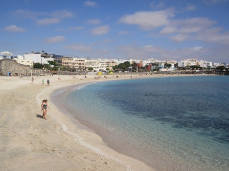 11:17　街の散策　浜辺遠望