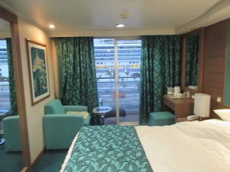 7:37　一週間を過ごした客室8200