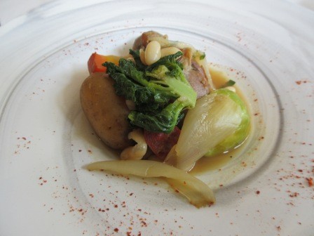 メイン、私の頼んだポークの白ワイン煮込み