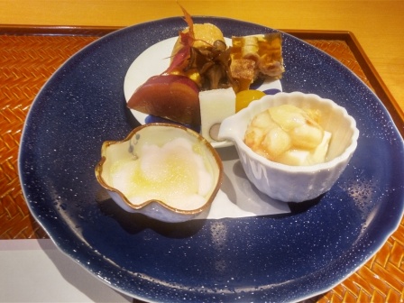 白子のりんご酢、海老の胡麻豆腐、煮凝り、むかごのかるかん、金柑等